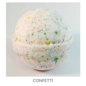 💣 Large Organic Fizzy Bath Bombs 💣